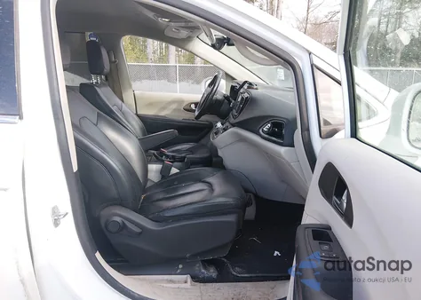 2019 Chrysler Pacifica Touring L z USA, uszkodzony, nr VIN 2C4RC1BG1KR628947